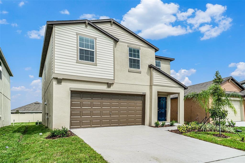 2871 Silver Scallop Lp in Wimauma, FL - Building Photo
