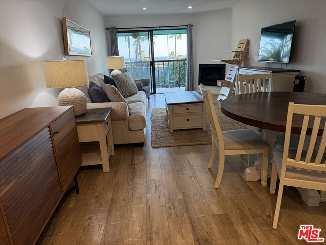 26664 Seagull Way in Malibu, CA - Building Photo - Building Photo