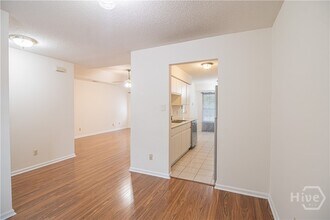 148 Country Walk Cir in Savannah, GA - Building Photo - Building Photo