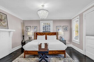 822 Parkwood Ave in Charlotte, NC - Building Photo - Building Photo