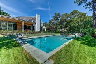 1 Paumanok Rd in Water Mill, NY - Building Photo - Building Photo