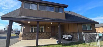 5415 Lockford Dr in Klamath Falls, OR - Building Photo