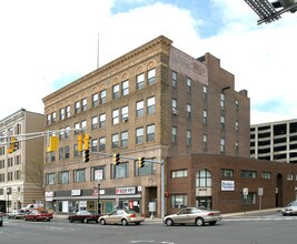 292-300 Main St in New Britain, CT - Building Photo - Building Photo