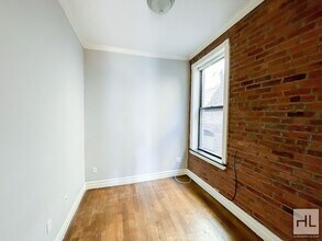 Leroy Street in New York, NY - Building Photo - Building Photo