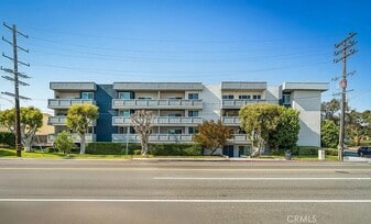 1321 Beryl St, Unit 306 in Redondo Beach, CA - Building Photo