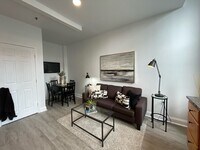 The Professional Building Apartments - 6