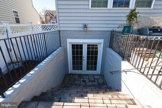 9221 Clementine Ct in Lorton, VA - Building Photo - Building Photo