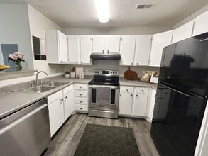 Spring Hill in Republic, MO - Building Photo - Building Photo