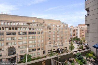 2311 M St NW in Washington, DC - Building Photo - Building Photo