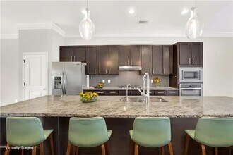 745 Fountainhead Ln NE in Atlanta, GA - Building Photo - Building Photo