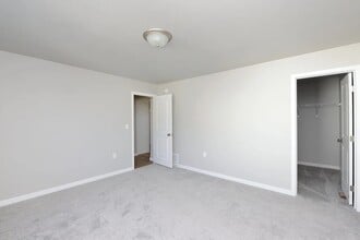 1265 Jill Dr W in West Fargo, ND - Building Photo - Building Photo