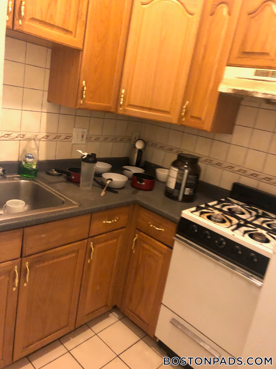 58 Queensberry St in Boston, MA - Building Photo