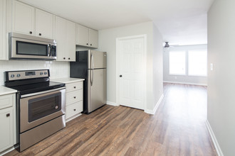Ivy League Apartments in Milledgeville, GA - Building Photo - Building Photo