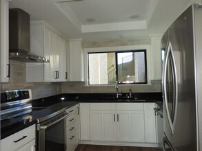 4255 Asher St in San Diego, CA - Building Photo - Building Photo