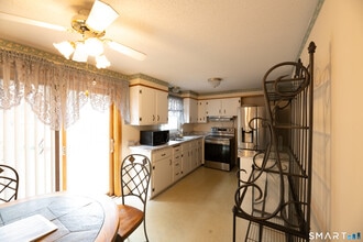 3 Mountain View Dr in Rocky Hill, CT - Building Photo - Building Photo