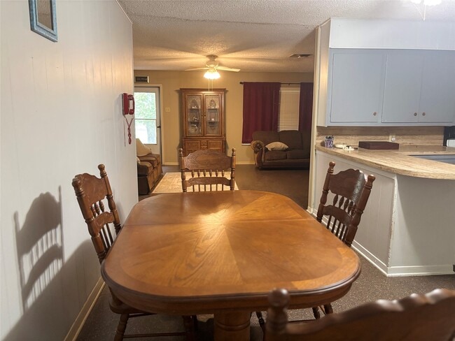 3987 TX-304 in Rosanky, TX - Building Photo - Building Photo