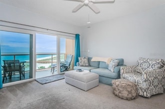 880 Mandalay Ave in Clearwater, FL - Building Photo - Building Photo