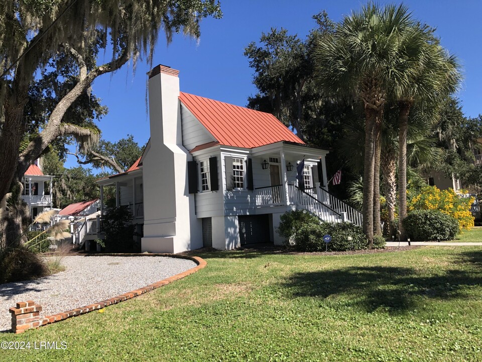 315 King St in Beaufort, SC - Building Photo