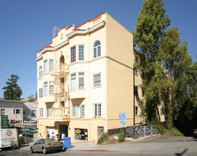 Hearst Avenue Apartments in Berkeley, CA - Building Photo - Building Photo