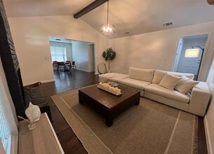 1831 Kensington Dr in Carrollton, TX - Building Photo - Building Photo