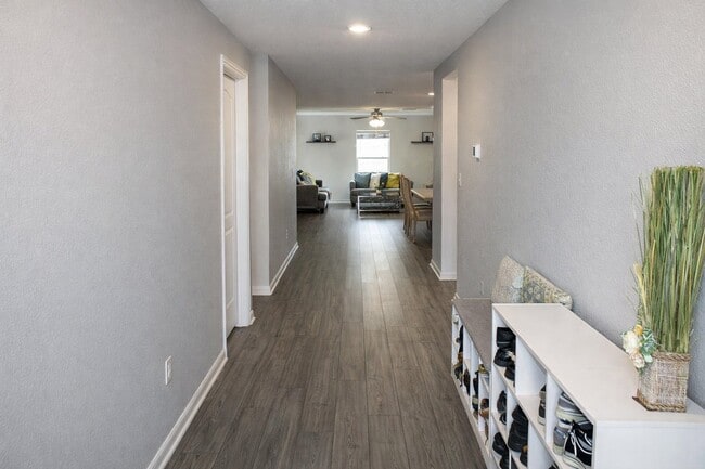 72 Brewster Ln in Palm Coast, FL - Building Photo - Building Photo