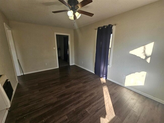 110 NW 3rd St in Lawton, OK - Building Photo - Building Photo