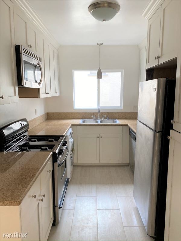 1008 7th St in Santa Monica, CA - Building Photo - Building Photo