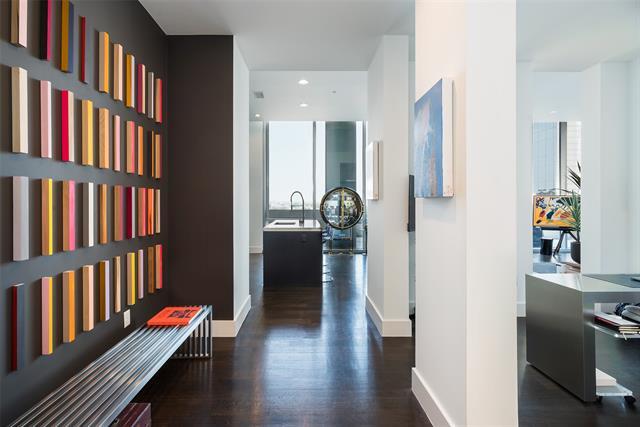 property at 2200 Victory Ave