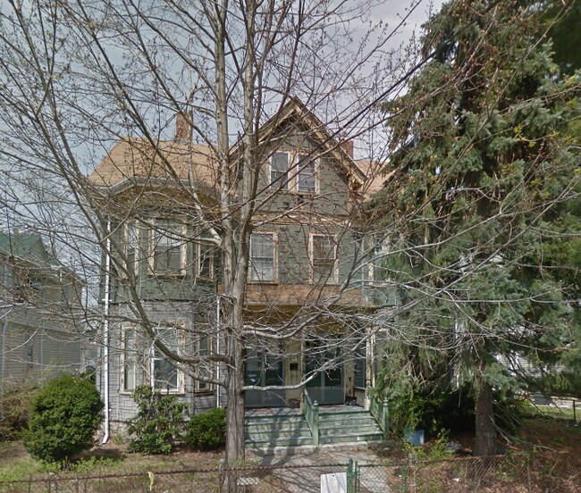 property at 3 Griggs Pl