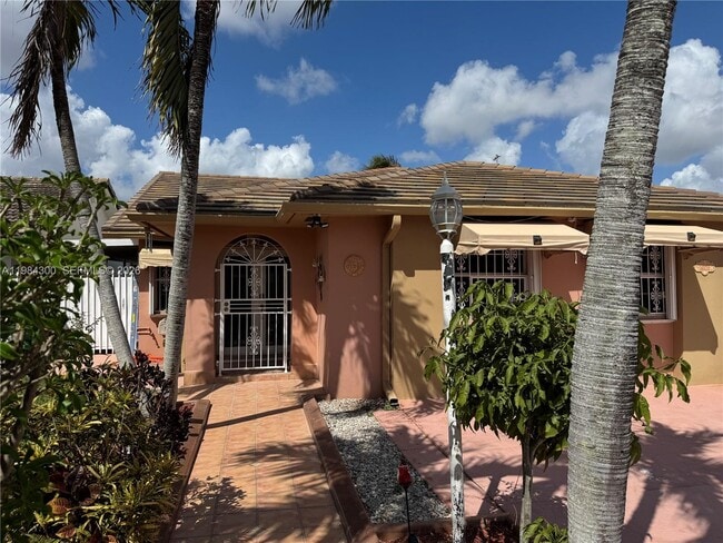 14325 SW 11th Terrace in Miami, FL - Building Photo - Building Photo