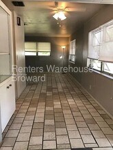 46 NW 14th Ct in Dania Beach, FL - Building Photo - Building Photo