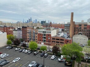 300 Adams St, Unit 502 in Hoboken, NJ - Building Photo - Building Photo