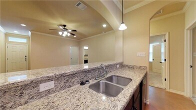 3319 General Pkwy in College Station, TX - Building Photo - Building Photo