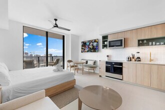 159 NE 6th St in Miami, FL - Building Photo - Building Photo