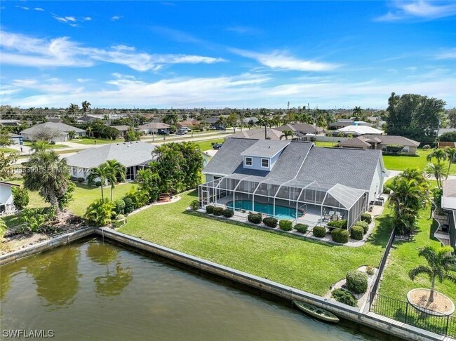 407 SW 37th St in Cape Coral, FL - Building Photo - Building Photo