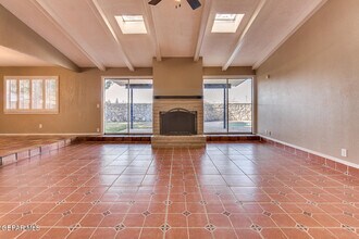 5572 Fernwood Cir in El Paso, TX - Building Photo - Building Photo