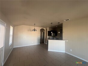 1206 Loyal Ln in Killeen, TX - Building Photo - Building Photo
