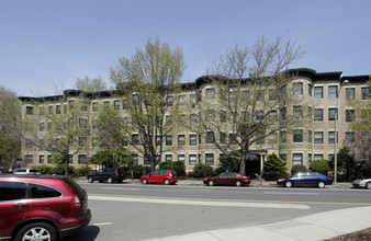 1110-1120 Beacon Street in Brookline, MA - Building Photo - Building Photo