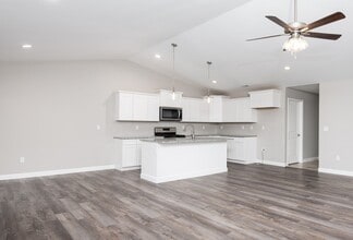 2001 Serenade Ln, Unit 2001 in Troy, IL - Building Photo - Building Photo