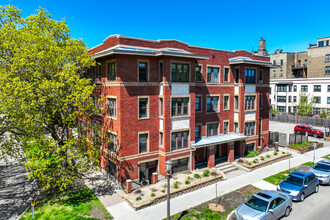 The Tazewell Condominiums in St. Paul, MN - Building Photo - Primary Photo