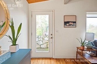 1118 Oak St in Lake Oswego, OR - Building Photo - Building Photo