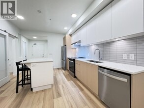 1360 Victoria St in Squamish, BC - Building Photo - Building Photo