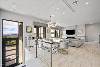 1229 Starview Peak Ct in Henderson, NV - Building Photo - Building Photo