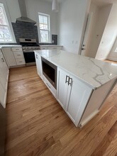 8 Brookside Ave, Unit #1 in Boston, MA - Building Photo - Building Photo