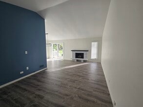 39875 N Golf Ln in Antioch, IL - Building Photo - Building Photo