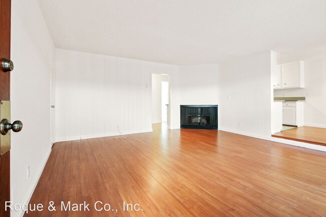 932 10th St in Santa Monica, CA - Building Photo - Building Photo