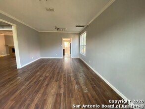 1752 Jasons N Ct in New Braunfels, TX - Building Photo - Building Photo