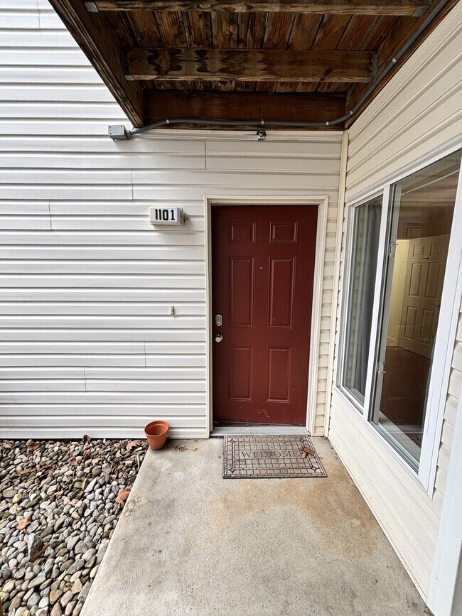 1101 University Commons Dr in Star City, WV - Building Photo - Building Photo