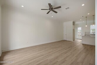 1510 Kaliste Saloom Rd in Lafayette, LA - Building Photo - Building Photo