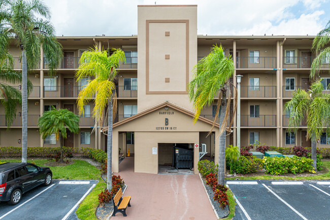 Century Village in Pembroke Pines, FL - Foto de edificio - Building Photo